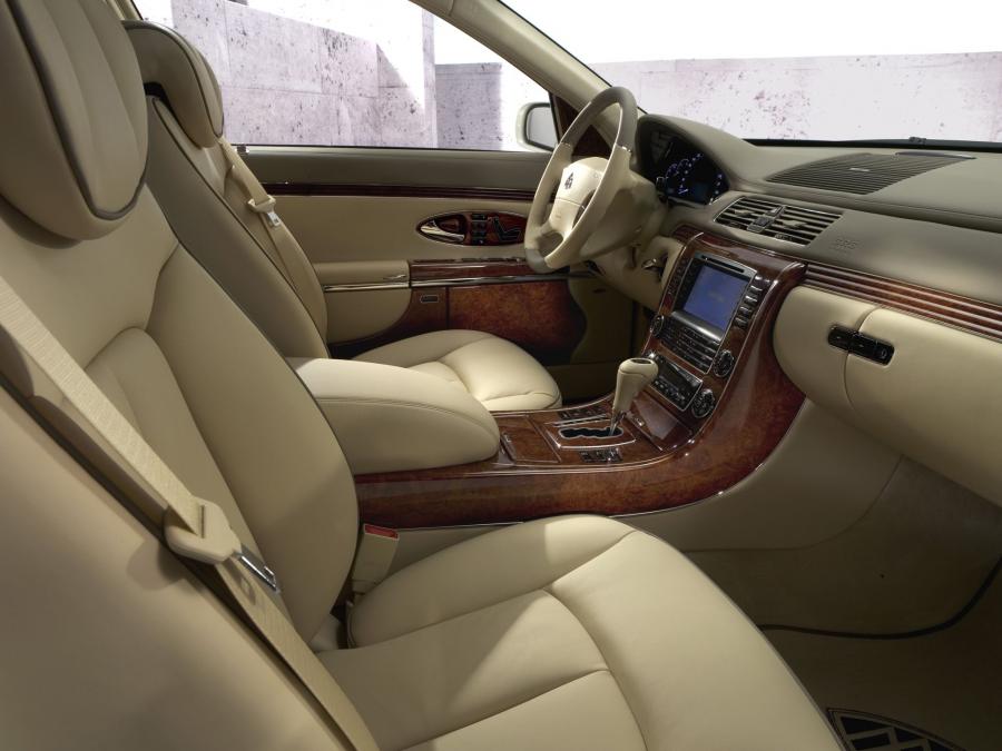 Интерьер Maybach 57S (W240) 2005 года  (фото 4 из 69)
